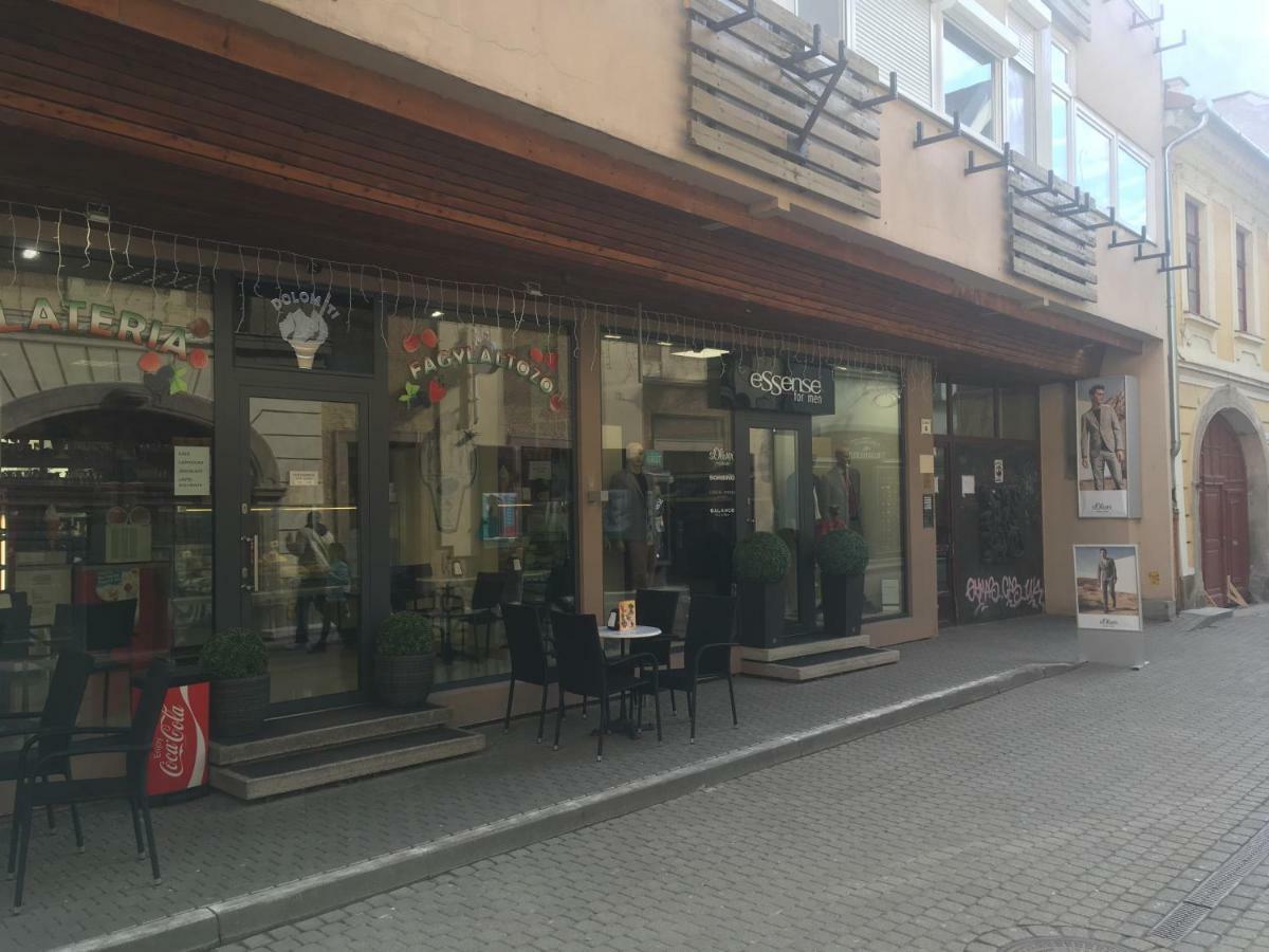 B&B Apartman Eger Exterior foto